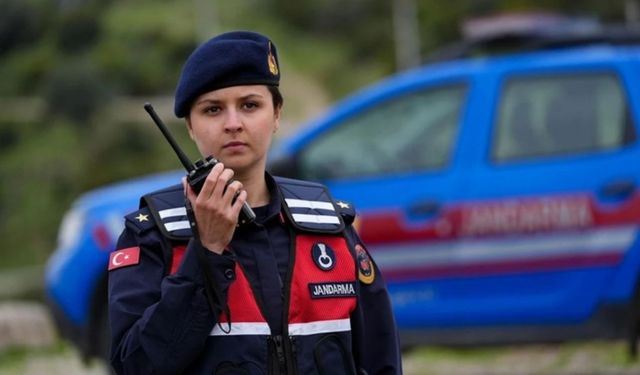 İzmir’in ilk kadın ilçe jandarma komutanı Büşra Koçak kimdir?