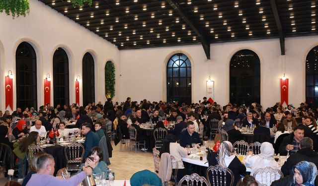 Kahramanmaraş Valisi, şehit aileleri ve gazilerle iftar programında buluştu