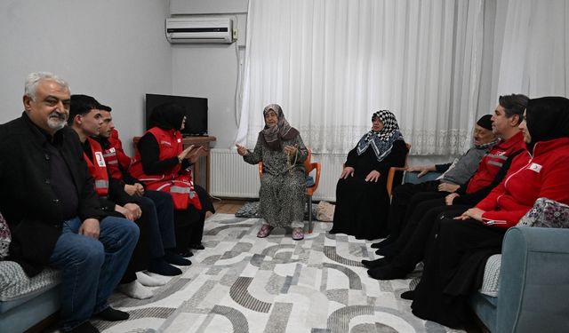 Kahramanmaraşlı Ensar’ı hayata bağlayan Kızılay ekibi 3 yıl sonra yeniden bir arada