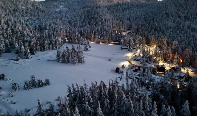 Kahramanmaraşlılar kar keyfini Başkonuş Yaylası’nda yaşıyor