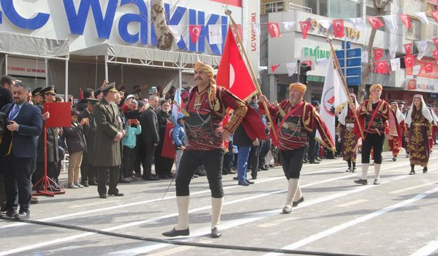 Kahramanmaraş’ta 12 Şubat Kurtuluş Günü’nde Okullar Tatil mi? Ders var mı?