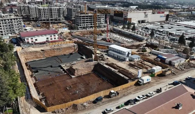 Kahramanmaraş’ta Gazi Ortaokulu ve Ayşe Gümüşer İlkokulu’nun Yapım Çalışmaları Başladı