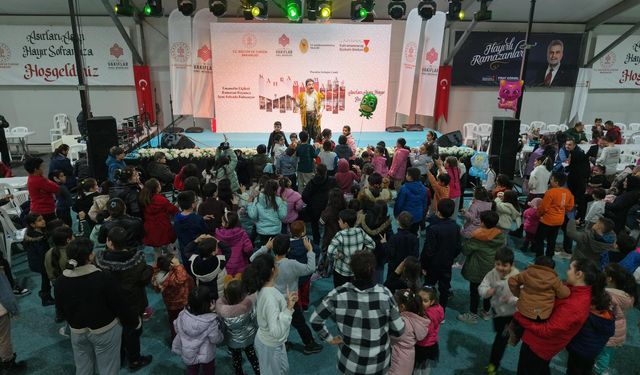 Kahramanmaraş’ta Hacivat ve Karagöz Gösterileri Ramazan Akşamlarını Renklendirdi