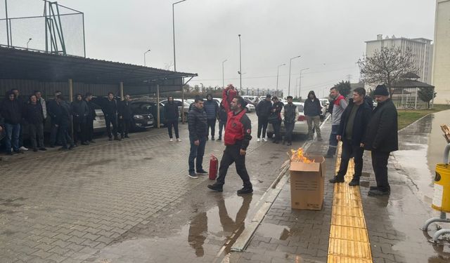 Kahramanmaraş’ta personele yangın eğitimi
