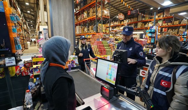 Kahramanmaraş’ta Ramazan öncesi marketlere sıkı denetim