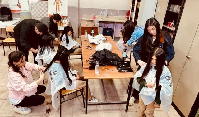 Kahramanmaraş’ta Ramazan’da çocuklara kuaförlük ve hijyen desteği