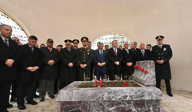 Kahramanmaraş’ta Sütçü İmam mezarı başında anıldı