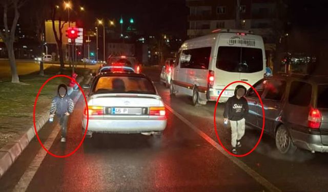 Kahramanmaraş’ta trafikte su satan çocuklar tehlike saçıyor