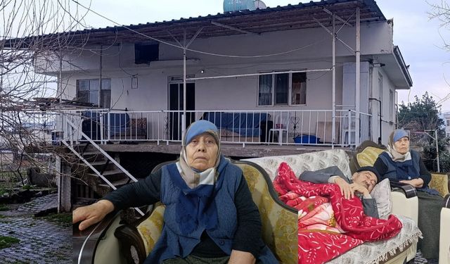 Kahramanmaraş’ta yaşlı çiftin dramı: oğulları öldü, gelin evi satıp gitti