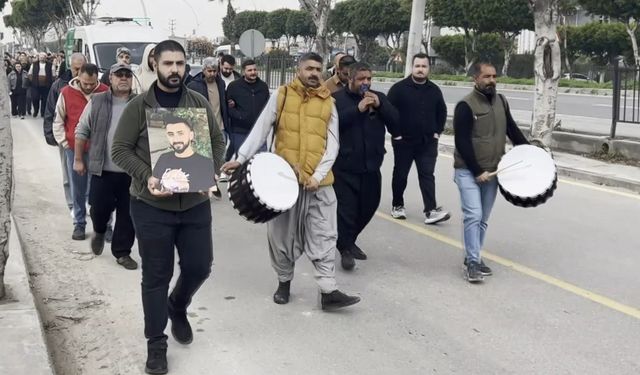 Kazada ölen genç adamın cenazesi davul zurnayla uğurlandı