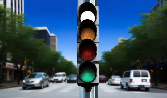 Kırmızı, Sarı, Yeşilden Sonra Beyaz Trafik Lambası Geliyor: İşte Anlamı
