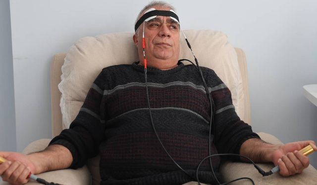 Zararın neresinden dönülürse kârdır dedi, 50 yıl içtiği sigarayı bıraktı