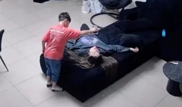 8 Yaşındaki Çocuk Annesinin Hayatını Kurtardı