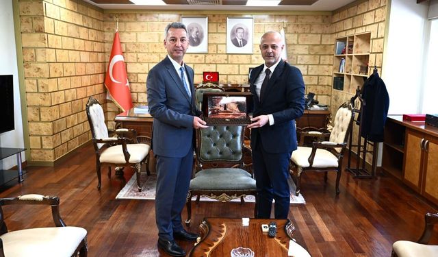 Afşin Belediye Başkanı Koray Kıraç’tan KSÜ Rektörü Okumuş’a Ziyaret