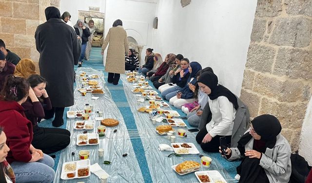 Afşin Öğrenci Yurdu öğrencileri Eshab-ı Kehf’te iftar programına katıldı