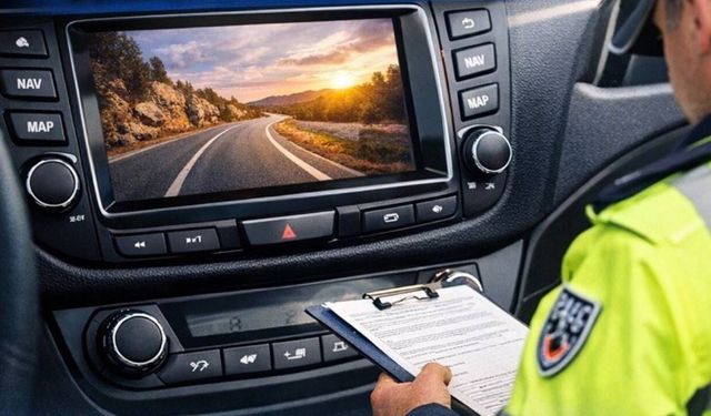 Araçlarda multimedya ekran kullanımına ilişkin yaptırımlar geçici olarak durduruldu