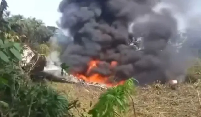 Askeri Uçak Düştü: 90 Ölü