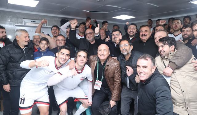 Başkan Mehmet Akpınar’dan Kahramanmaraşspor futbolcularına prim