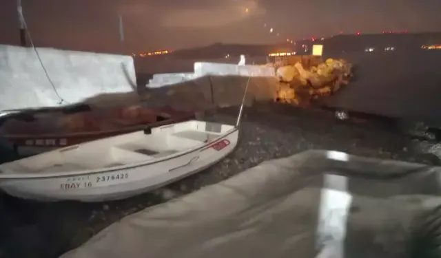 Bursa'da tekne battı: Baba ve oğlu kurutulu