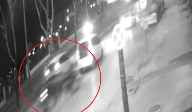 Bursa’daki feci kaza kameraya yansıdı... İkiye bölünen araçtan kurtuldu