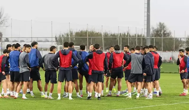 İran Milli Futbol Takımı, Antalya'da kamp yapıyor