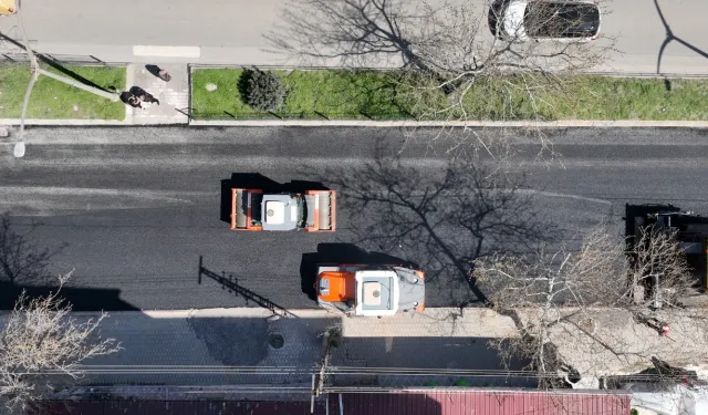 Recep Tayyip Erdoğan Bulvarı'na 700 ton asfalt dökülüyor