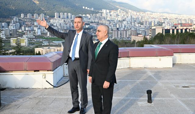 Kahramanmaraş’ta Akademik Zirve: İki Rektör Bir Araya Geldi