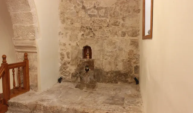 Kahramanmaraş’ta asırlık camide gizli kalan mimari detay bulundu