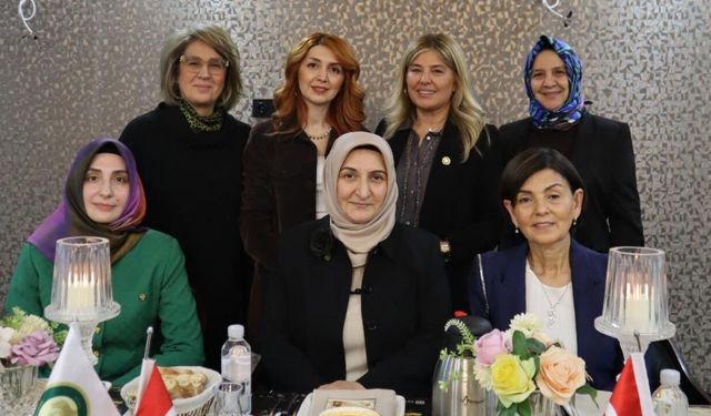 Kahramanmaraş’ta depremzede anneler için anlamlı iftar buluşması