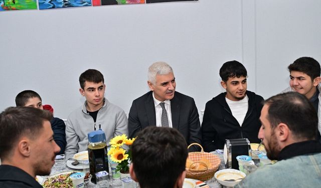 Kahramanmaraş’ta Dünya Yetimler Günü’nde anlamlı iftar