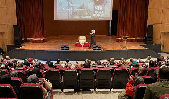 Kahramanmaraş’ta Kadınlar Günü’nde anlamlı söyleşi