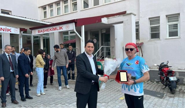 Kahramanmaraş’ta Tıp Bayramı için 14 kilometre koştu