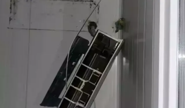 Konteynerde Hırsızlık Yaparken Suçüstü Yakalandılar