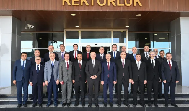 KSÜ Rektörü Mahmut Ak Hatay’daki toplantıya katıldı