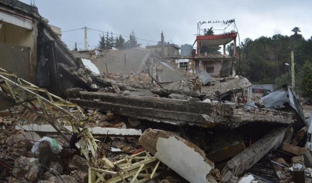 Lübnan'da insanlık ölüyor! İsrail saldırılarında can kaybı bin 189’a ulaştı