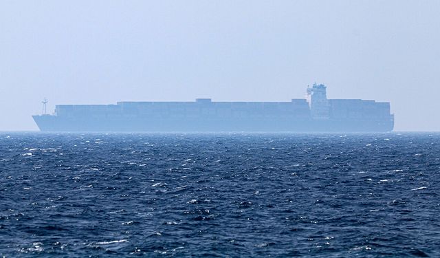 İran'dan Hürmüz tehdidi: "Hürmüz Boğazı kapalıdır, her türlü gemi geçişi sert karşılık bulacaktır"