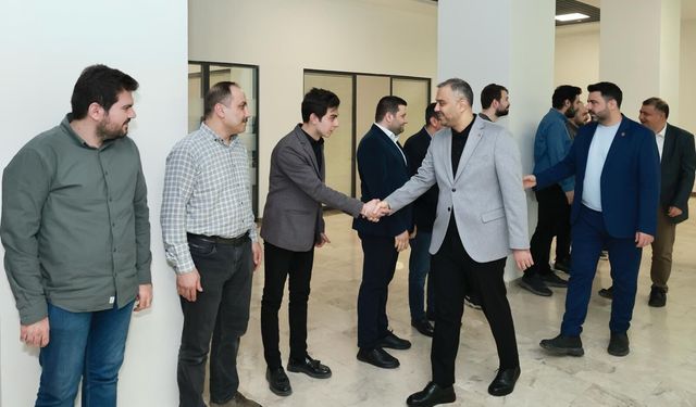 Onikişubat Belediye Başkanı Hanifi Toptaş Belediye Personeliyle Bayramlaştı