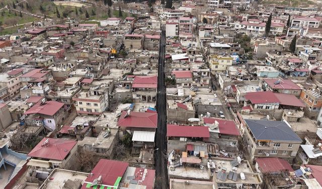 Onikişubat ve Dulkadiroğlu’nda yollar yenileniyor