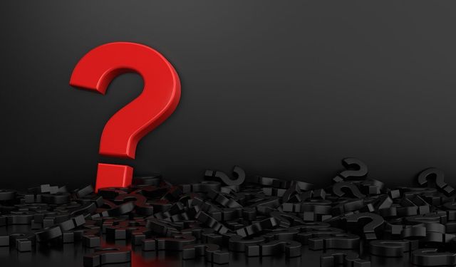 Sırrı Küçük Kimdir? Kaç Yaşında, Nereli ve Ne İş Yapıyor?