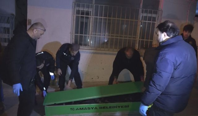 Yalnız Yaşayan 53 Yaşındaki Ferhat Makul Evinde Ölü Bulundu