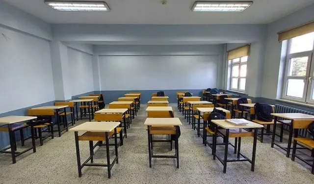 15 Nisan Çarşamba Kahramanmaraş’ta Okullar Tatil mi? Yarın Okul Var mı?