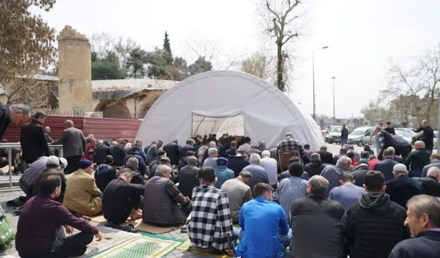 Kahramanmaraş’ta Cuma namazı saat kaçta?