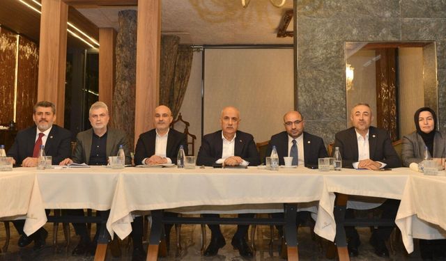 AK Parti Kahramanmaraş teşkilatı tam kadro bir araya geldi