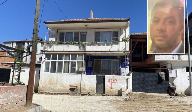 Baba Oğlunu Banyoda Ölü Buldu