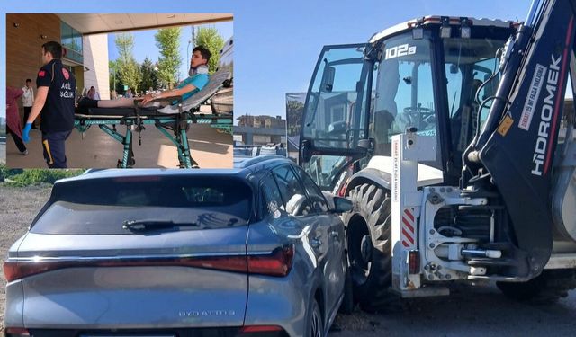 Bursa'da kontrolden çıkan araç iş makinesine vurdu!