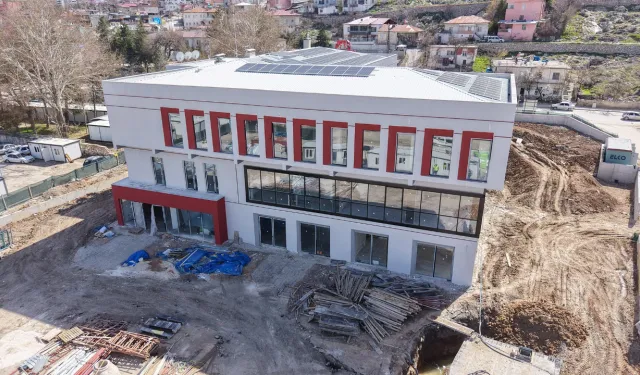 Elbistan Halk Kütüphanesi inşaatında sona gelindi