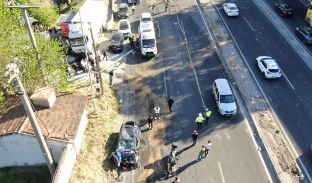 Freni patlayan tır 6 araca çarptı! 3 ölü, 7 yaralı!