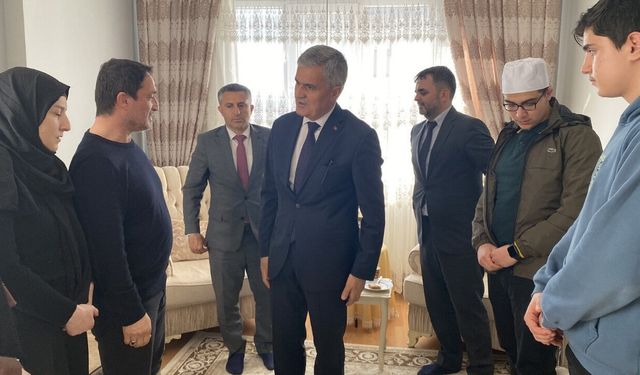 İl Millî Eğitim Müdürü Turan Akpınar’dan şehit çocukların ailelerine taziye ziyareti
