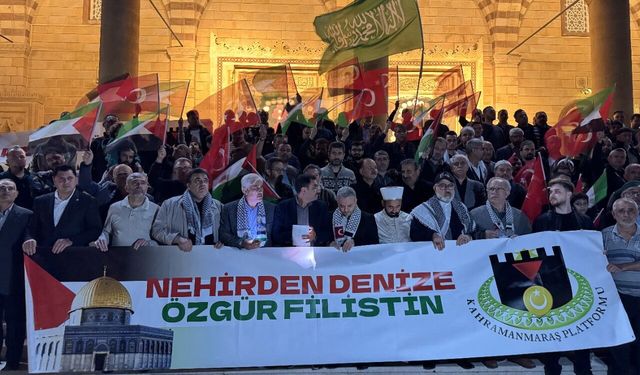 İsrail'in Küresel Sumud Filosu'na saldırısı Kahramanmaraş'ta protesto edildi