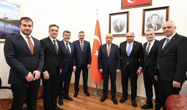 Kahramanmaraş heyeti Ankara’da Bakan ile görüştü